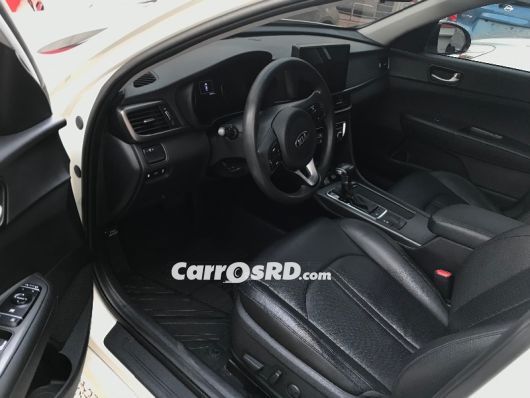 Kia K5 Carros en venta