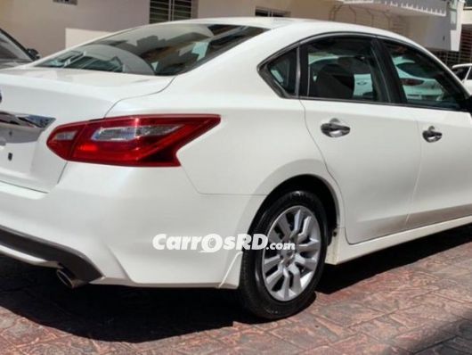 Nissan Altima Carros en venta