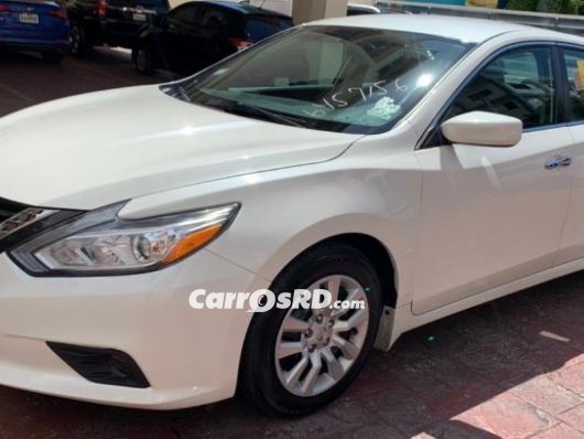 Nissan Altima Carros en venta