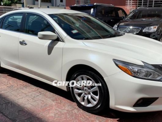 Nissan Altima Carros en venta