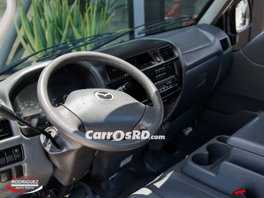 Mazda Bongo Camion en venta