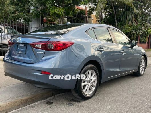 Mazda 3 Carros en venta