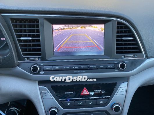 Hyundai Elantra Carros en venta