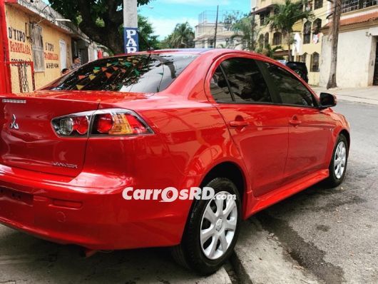 Mitsubishi Lancer Carros en venta