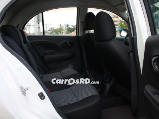 Nissan March Carros en venta