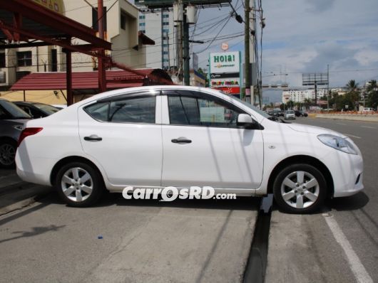 Nissan Tiida Carros en venta
