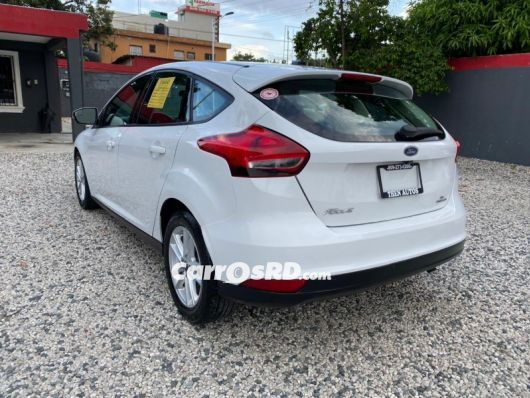 Ford Focus Carros en venta