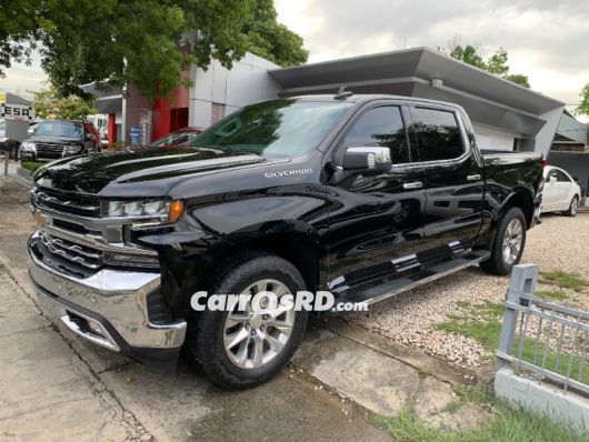 Chevrolet Silverado Camioneta en venta