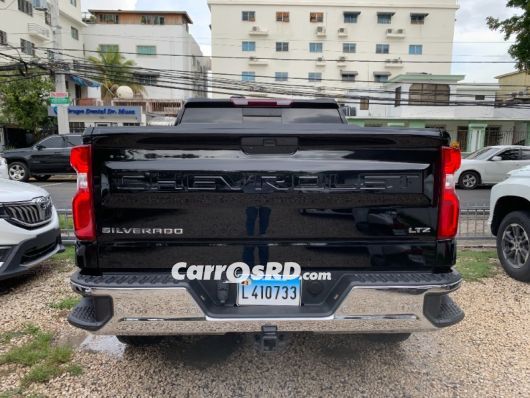 Chevrolet Silverado Camioneta en venta