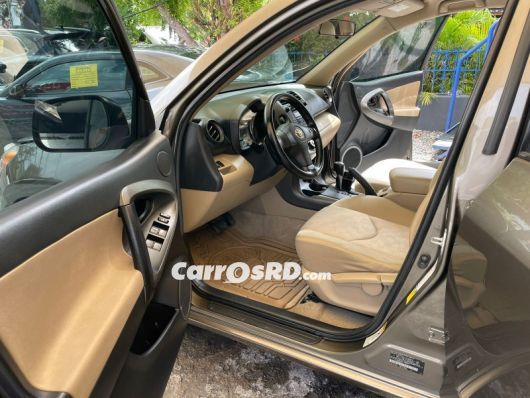 Toyota RAV4 Jeepeta en venta