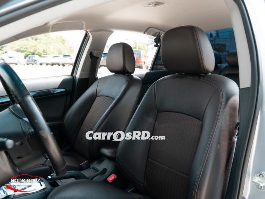 Mitsubishi Lancer Carros en venta