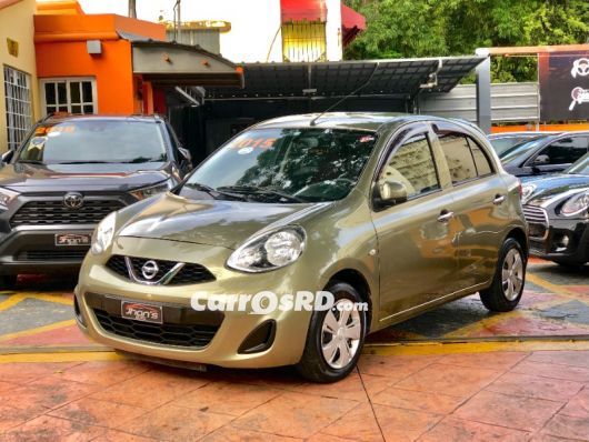 Nissan March Carros en venta