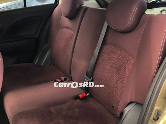 Nissan March Carros en venta