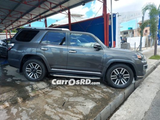 Toyota 4Runner Jeepeta en venta