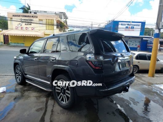 Toyota 4Runner Jeepeta en venta