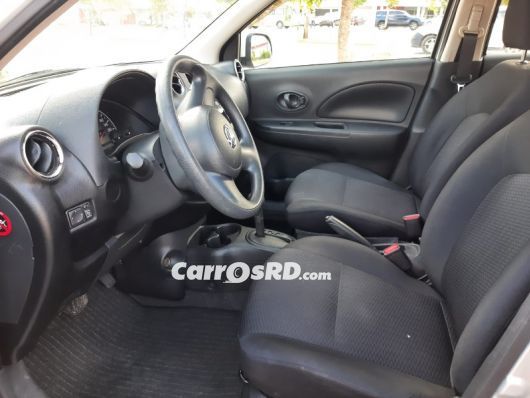 Nissan March Hatchback en venta