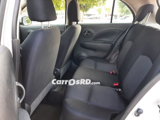 Nissan March Hatchback en venta