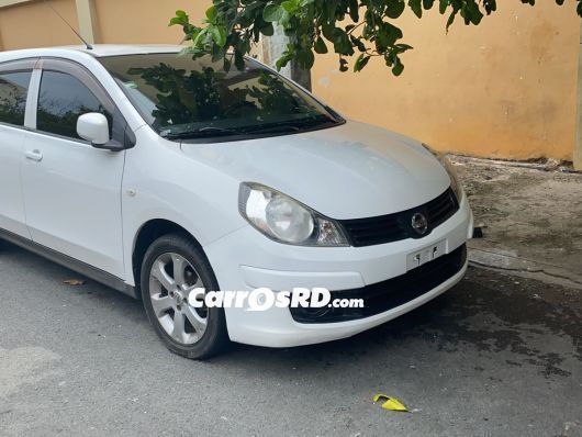 Nissan AD Carros en venta