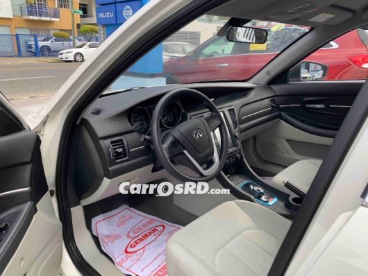Baic EV Carros en venta