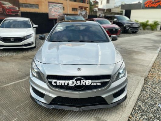 Mercedes-Benz Clase CLA Carros en venta