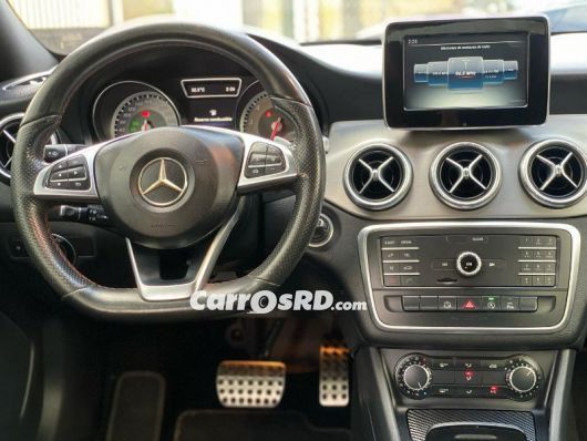 Mercedes-Benz Clase CLA Carros en venta