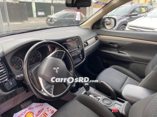 Mitsubishi Outlander Jeepeta en venta