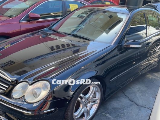 Mercedes-Benz Clase C Carros en venta