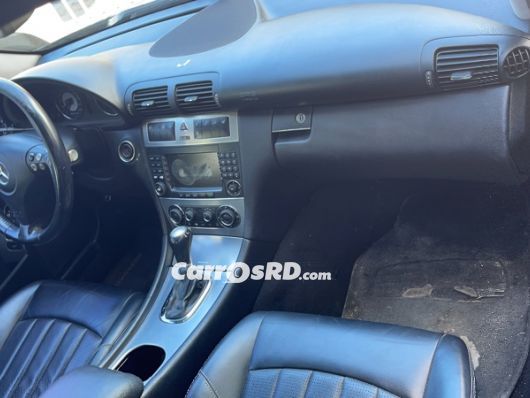 Mercedes-Benz Clase C Carros en venta