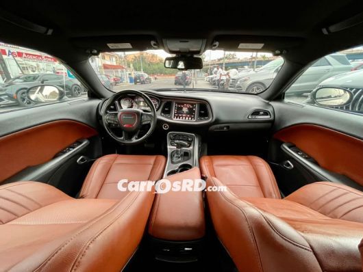 Dodge Challenger Carros en venta