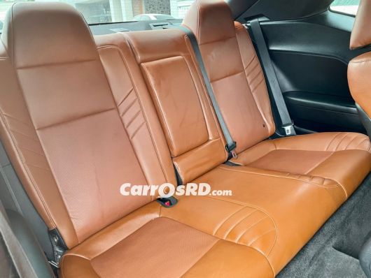 Dodge Challenger Carros en venta