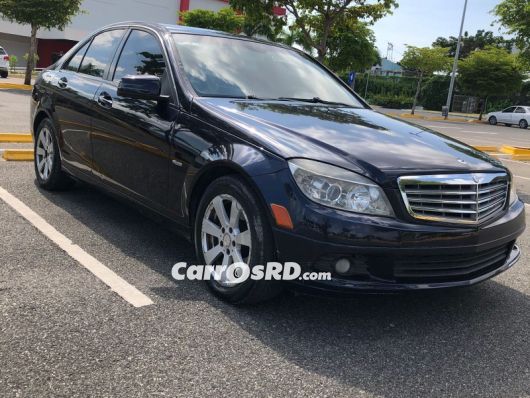 Mercedes-Benz Clase C Carros en venta