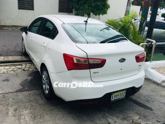 Kia Rio Carros en venta