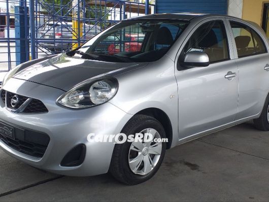 Nissan March Hatchback en venta