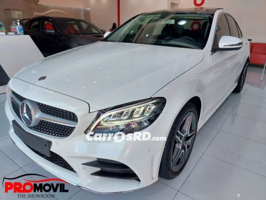 Mercedes-Benz Clase C Carros en venta