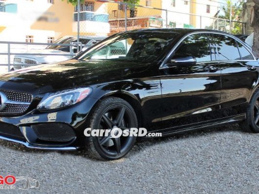 Mercedes-Benz Clase C Carros en venta