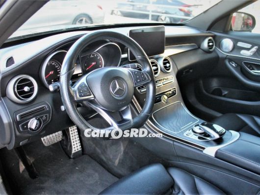 Mercedes-Benz Clase C Carros en venta