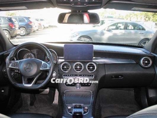 Mercedes-Benz Clase C Carros en venta