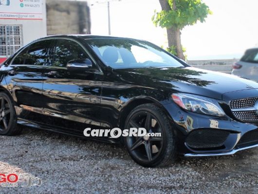 Mercedes-Benz Clase C Carros en venta