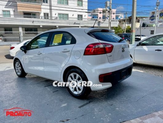 Kia Rio Hatchback en venta