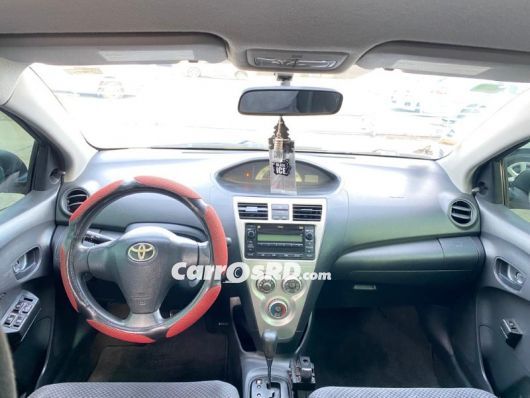 Toyota Yaris Carros en venta