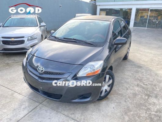 Toyota Yaris Carros en venta