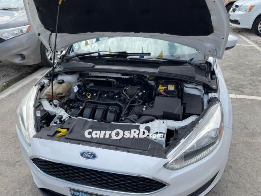 Ford Focus Carros en venta