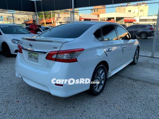 Nissan Sentra Carros en venta