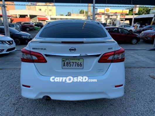 Nissan Sentra Carros en venta