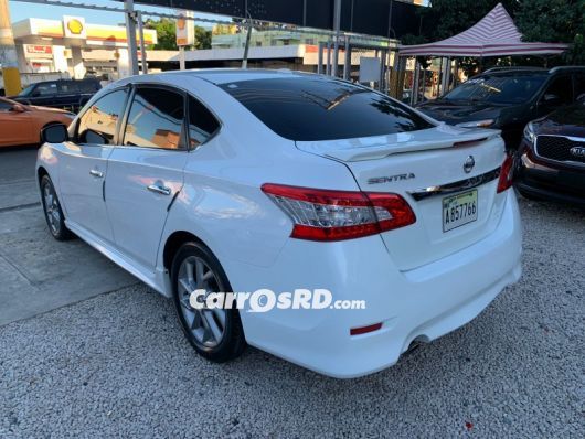 Nissan Sentra Carros en venta