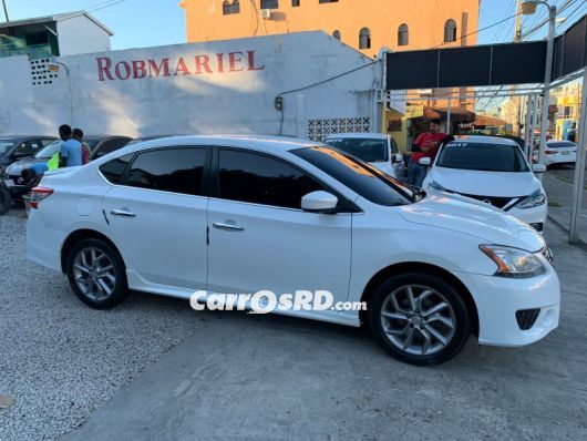 Nissan Sentra Carros en venta