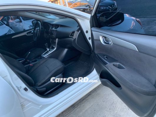 Nissan Sentra Carros en venta