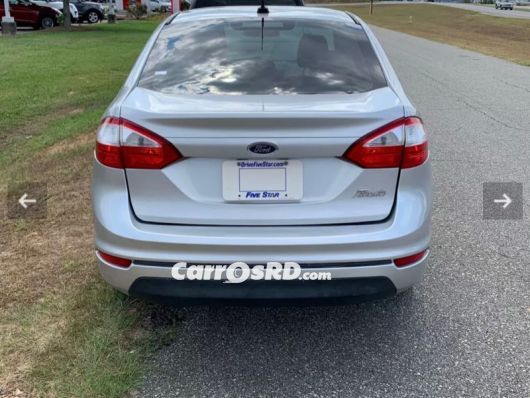 Ford Fiesta Carros en venta
