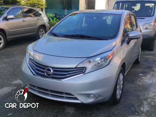 Nissan Versa Note Hatchback en venta