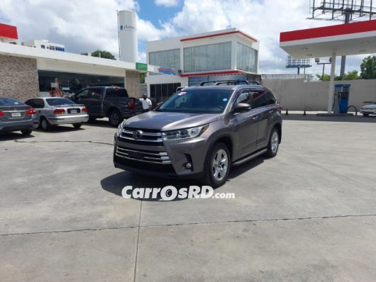 Toyota Highlander Jeepeta en venta